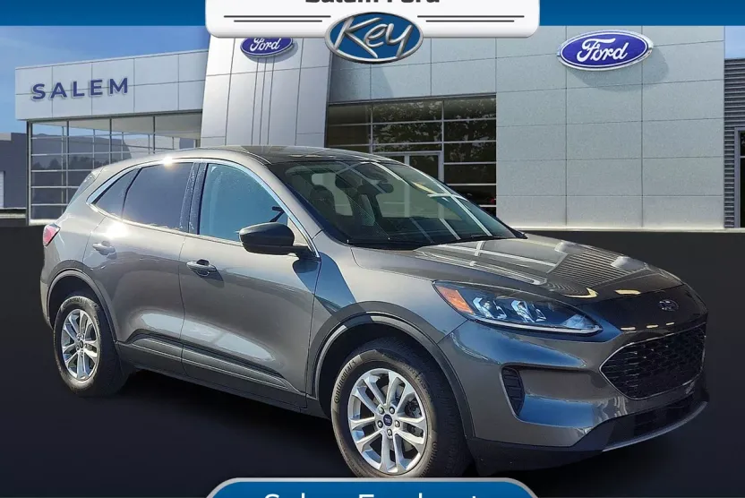 2022 Ford Escape SE Sport photo 1