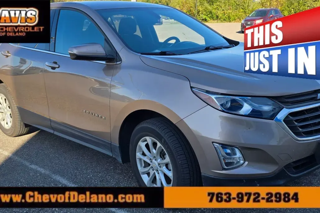 2018 Chevrolet Equinox LT photo 1