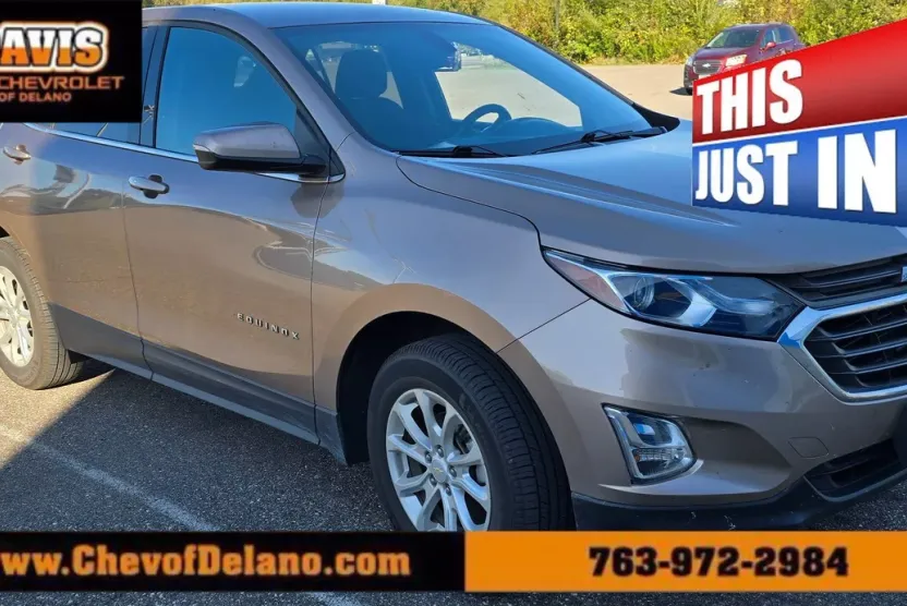 2018 Chevrolet Equinox LT photo 1