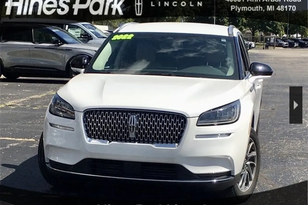 2022 Lincoln Corsair Standard photo 1