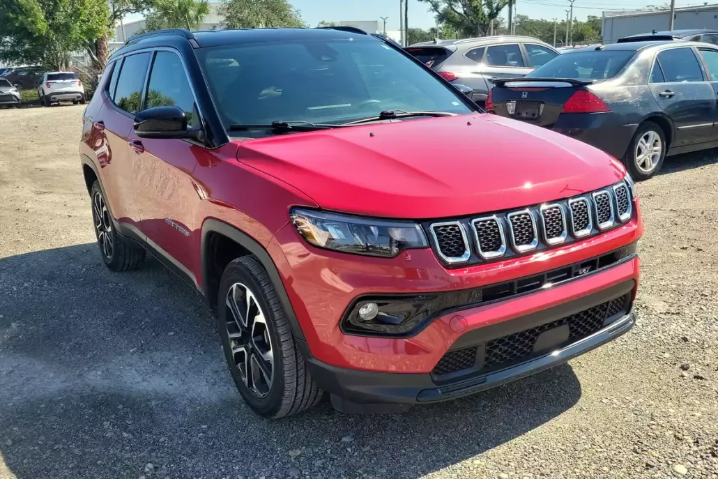 2023 Jeep Compass Limited photo 1