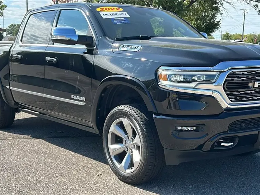 2022 Ram 1500 Limited photo 1