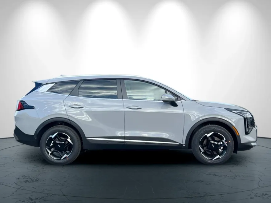 2026 Kia Sportage Hybrid EX photo 1