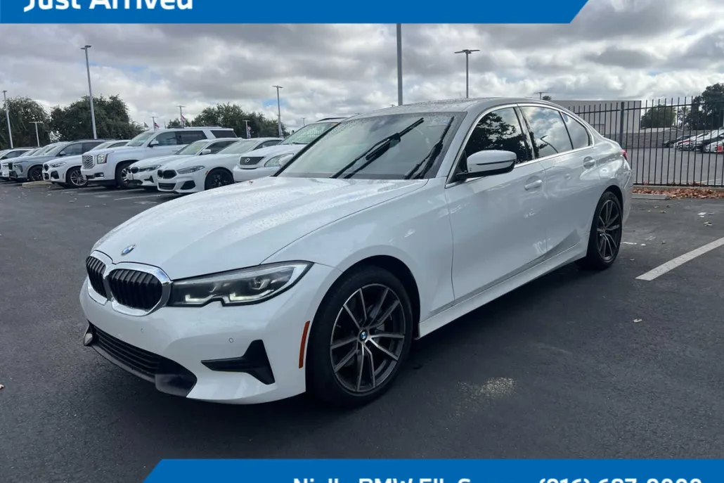 2021 Bmw 330i photo 1