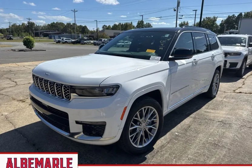 2024 Jeep Grand Cherokee L Summit photo 1