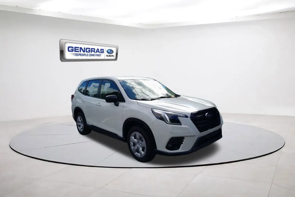 2022 Subaru Forester Base photo 1