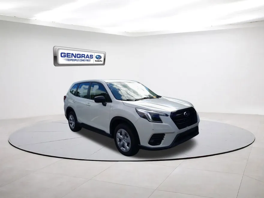 2022 Subaru Forester Base photo 1
