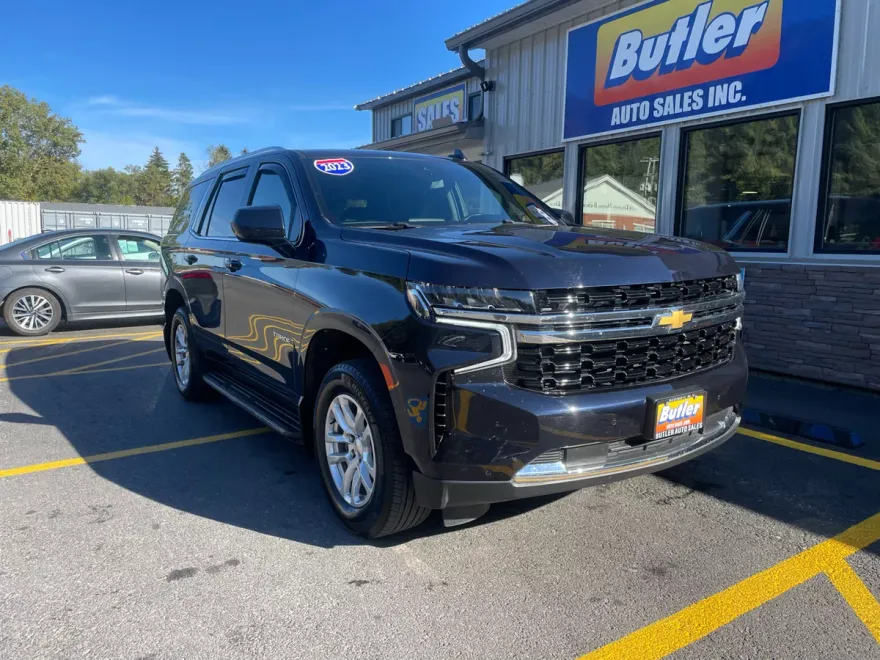 2023 Chevrolet Tahoe LS photo 1