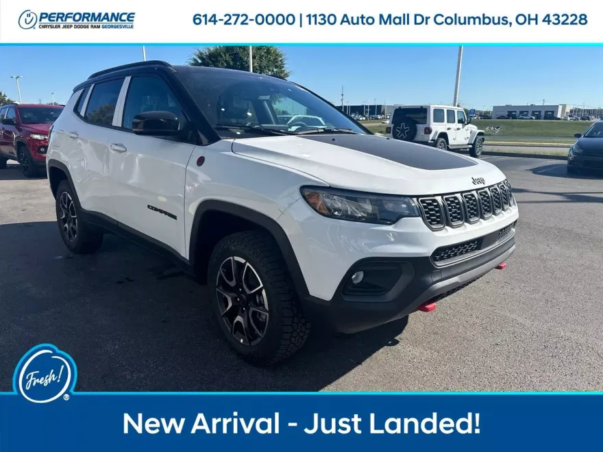 2026 Jeep Compass Trailhawk photo 1