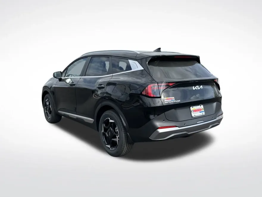 2026 Kia Sportage EX photo 1