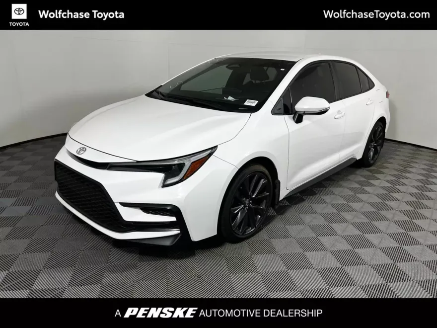 2025 Toyota Corolla SE photo 1
