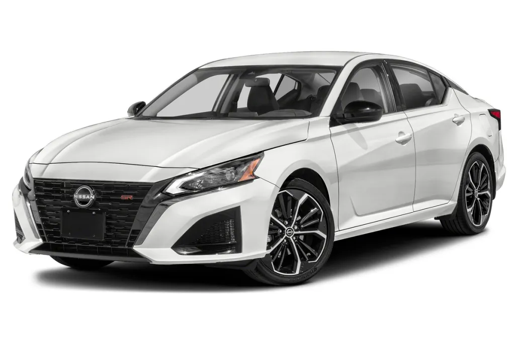 2024 Nissan Altima 2.5 SR photo 1