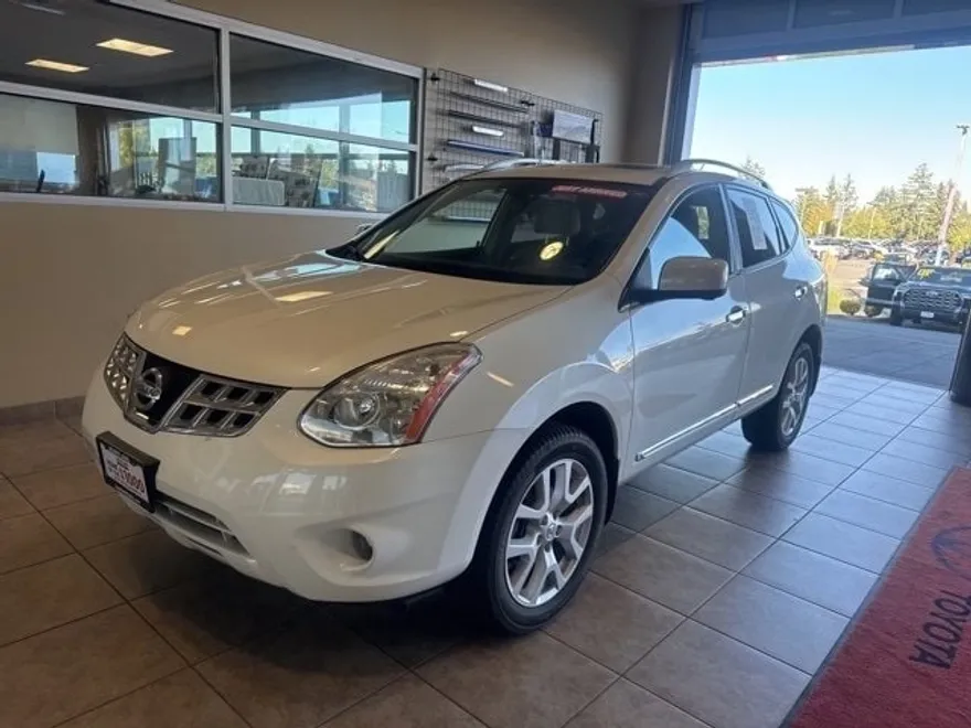 2013 Nissan Rogue SV SL photo 1