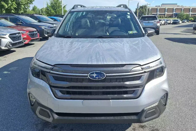 2025 Subaru Forester Limited photo 1