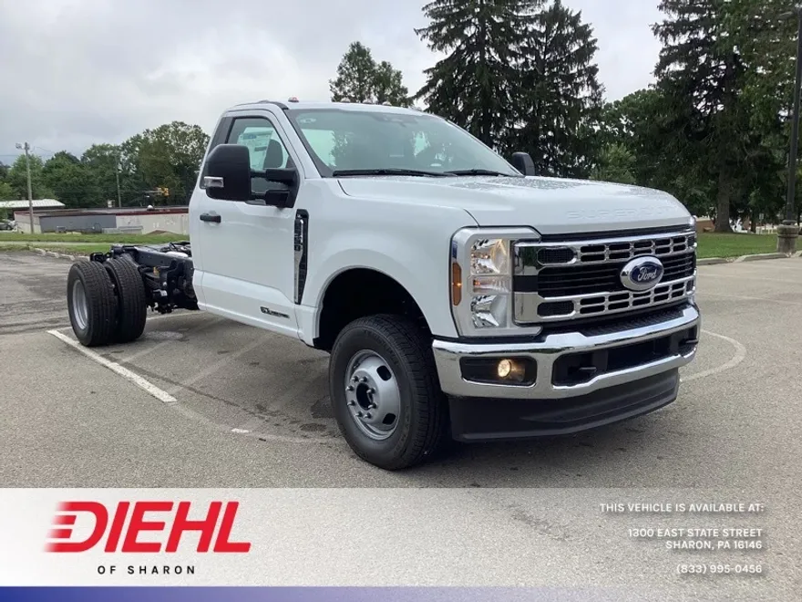 2024 Ford F-350 photo 1