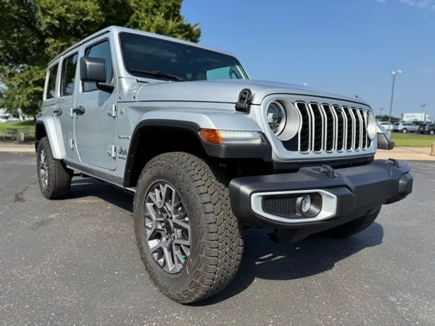 2024 Jeep Wrangler Sahara photo 1