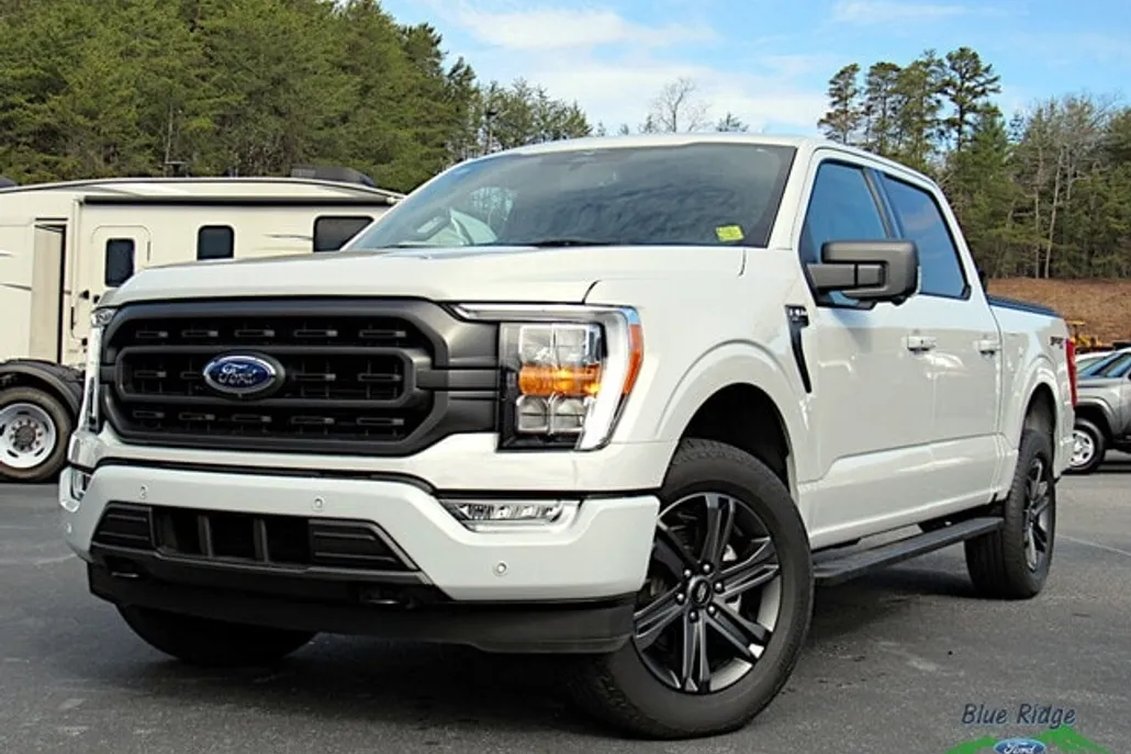 2023 Ford F-150 XLT photo 1