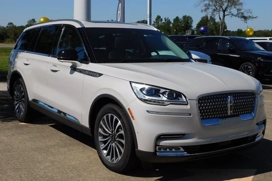 2024 Lincoln Aviator Reserve photo 1