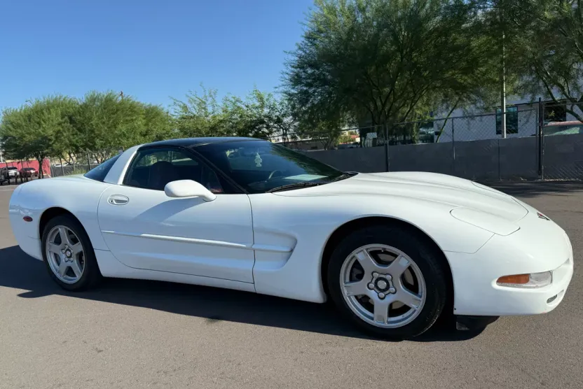 1997 Chevrolet Corvette Coupe photo 1