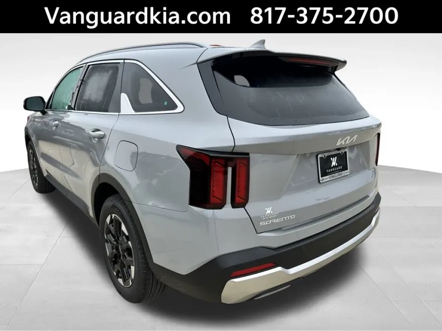 2026 Kia Sorento S photo 1