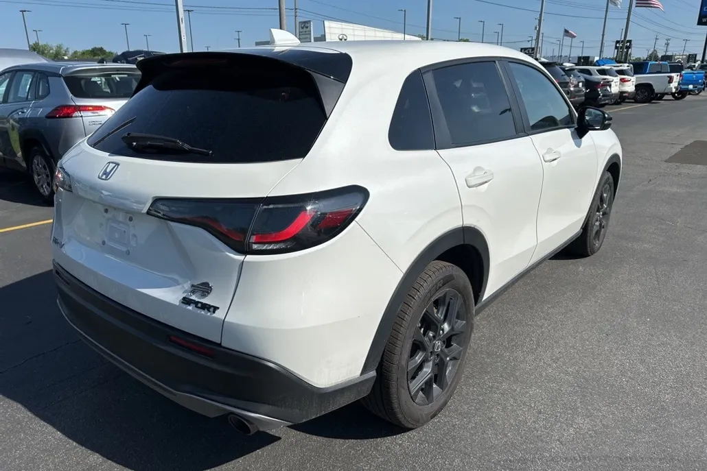 2023 Honda HR-V Sport photo 1