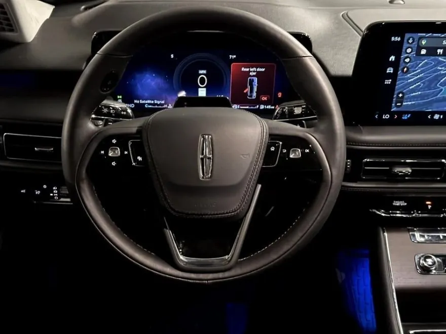 2025 Lincoln Aviator Reserve photo 24