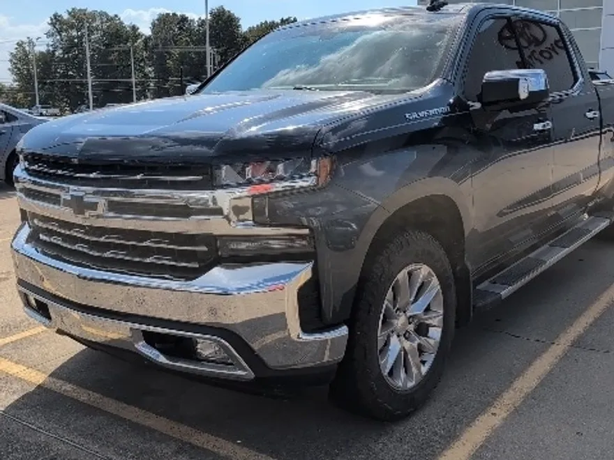 2021 Chevrolet Silverado 1500 LTZ photo 1