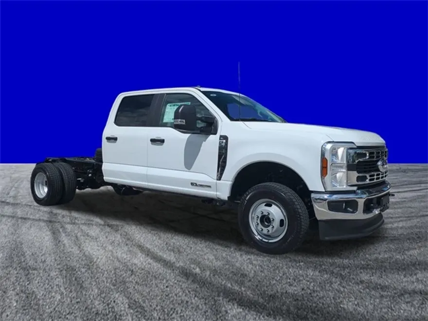2026 Ford F-350 photo 1