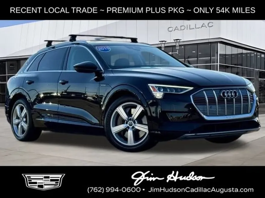 2019 Audi e-tron Premium Plus photo 1