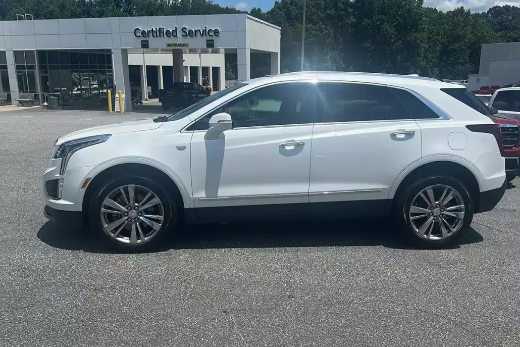 2024 Cadillac XT5 Premium Luxury photo 1