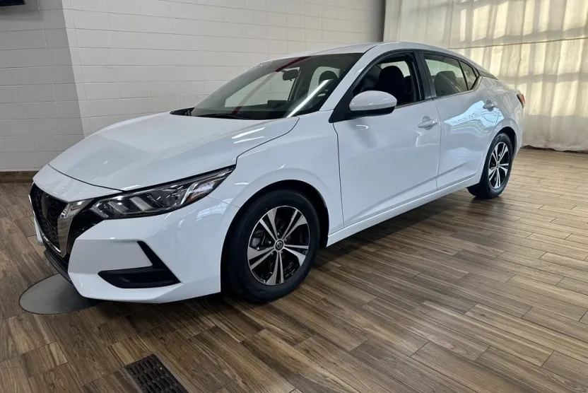 2021 Nissan Sentra SV photo 1