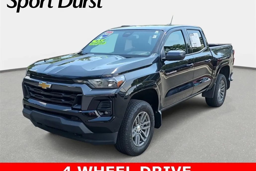 2023 Chevrolet Colorado LT photo 1