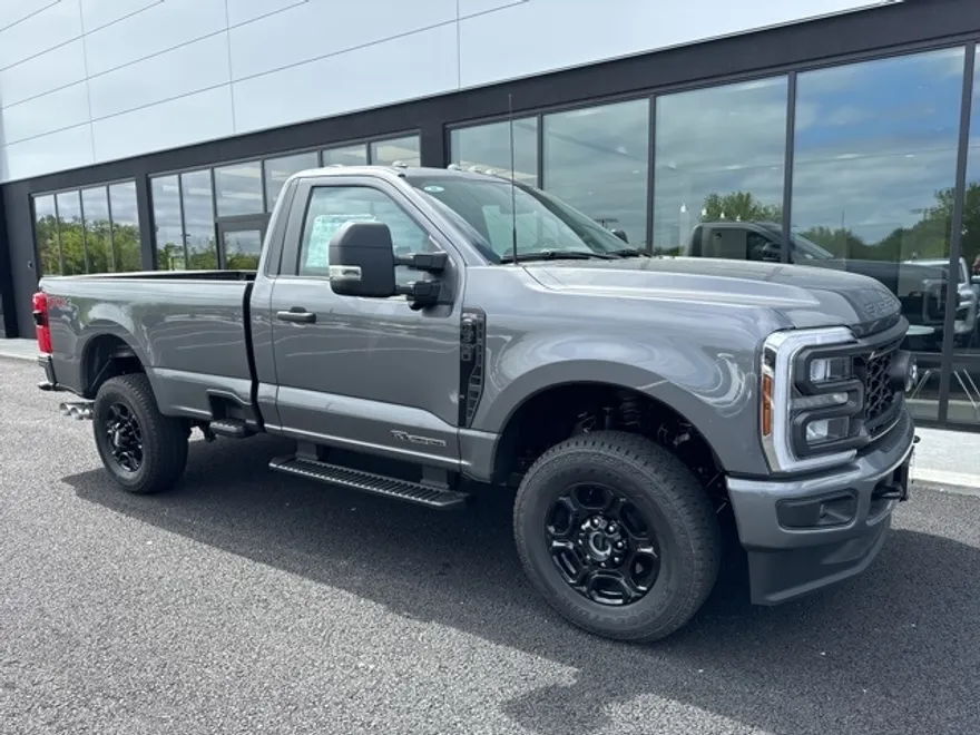2024 Ford F-350 XL photo 1