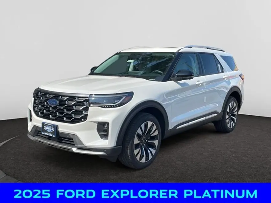 2025 Ford Explorer Platinum photo 1