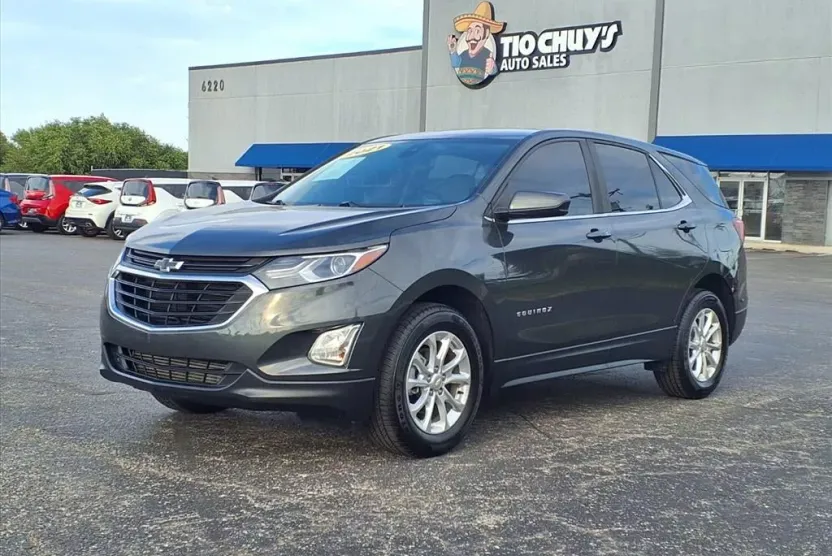 2021 Chevrolet Equinox LT photo 1