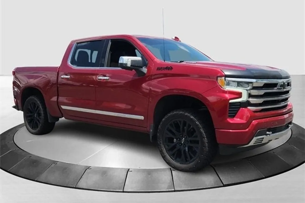 2023 Chevrolet Silverado 1500 High Country photo 1