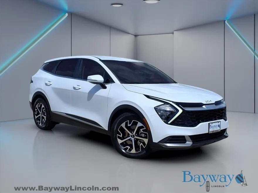2023 Kia Sportage EX photo 1