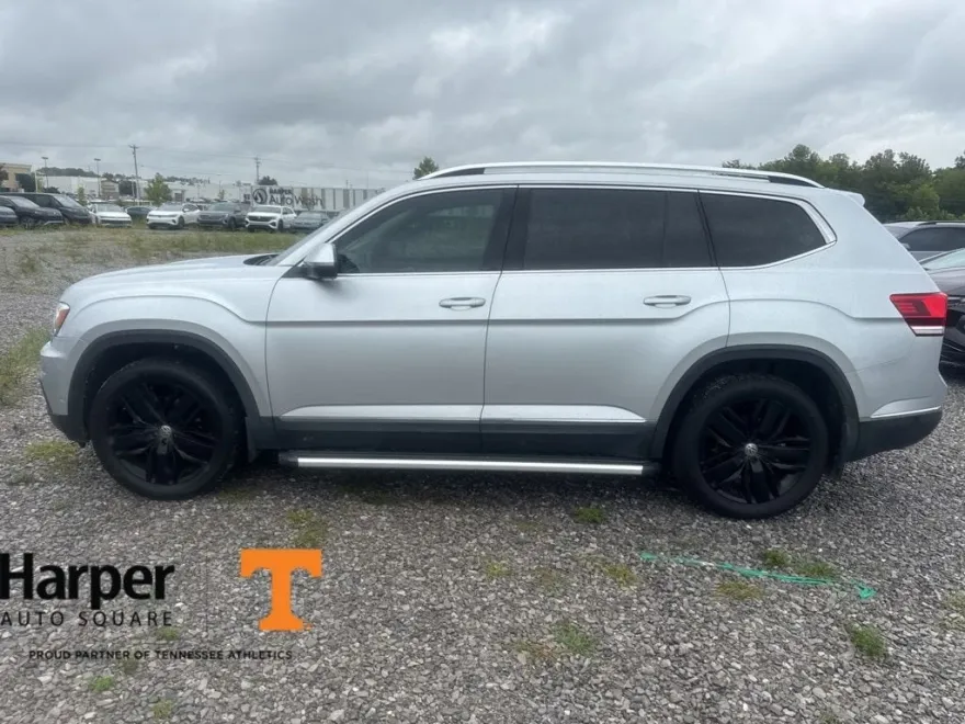 2019 Volkswagen Atlas V6 SEL Premium photo 1