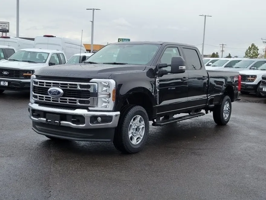 2025 Ford F-350 XLT photo 1