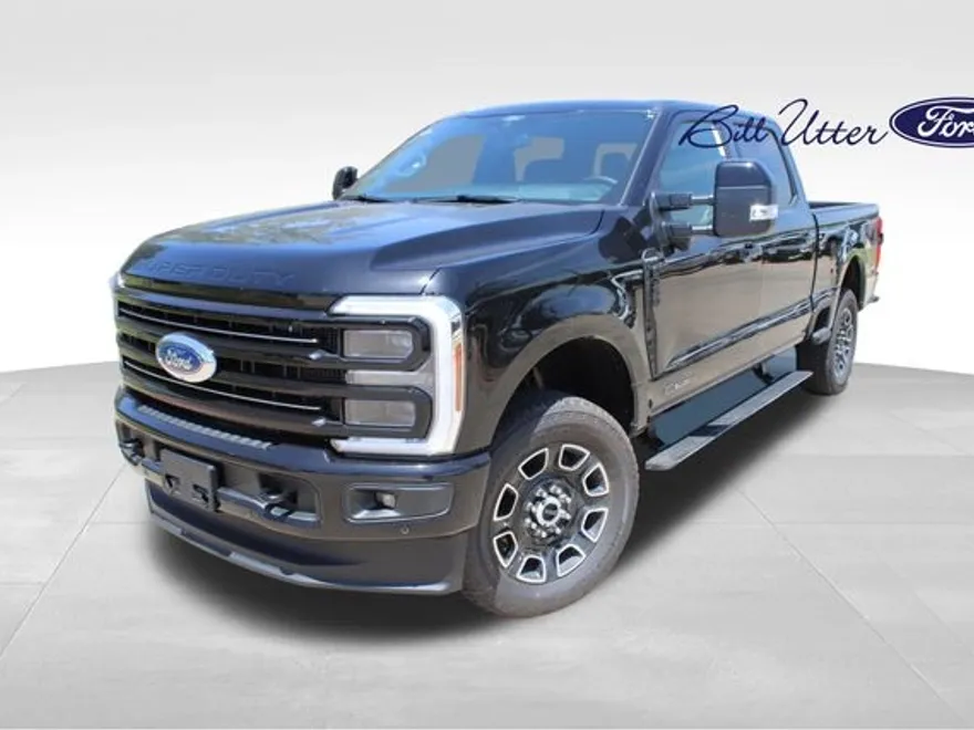 2025 Ford F-250 photo 1