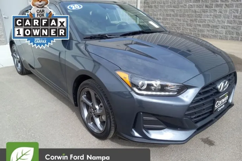 2020 Hyundai Veloster 2.0L Premium photo 1