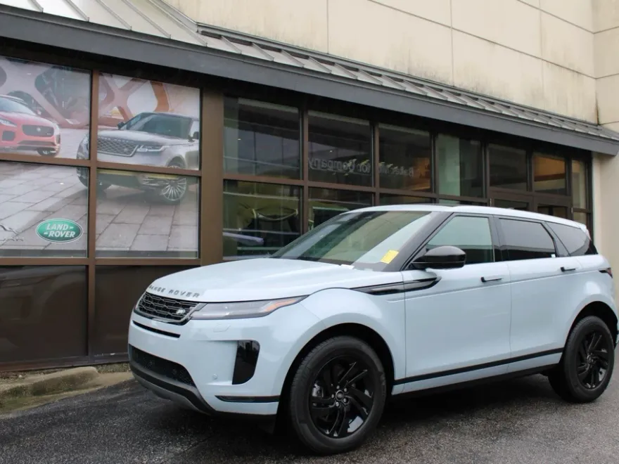 2026 Land Rover Range Rover Evoque S photo 1