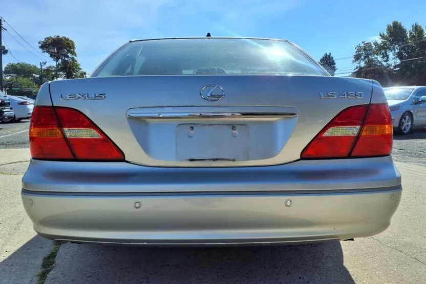 2003 Lexus LS 430 photo 1