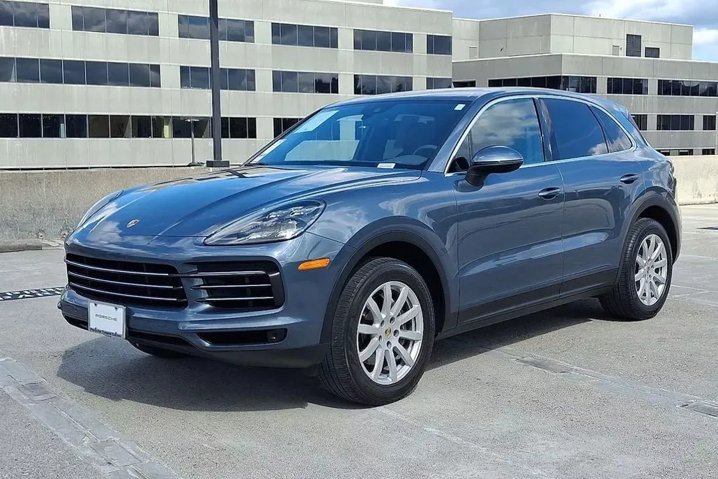 2019 Porsche Cayenne Base photo 1