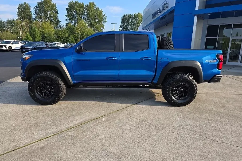 2024 Chevrolet Colorado ZR2 photo 1