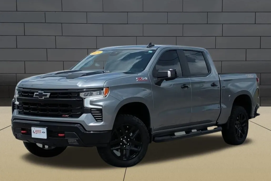 2024 Chevrolet Silverado 1500 LT Trail Boss photo 1