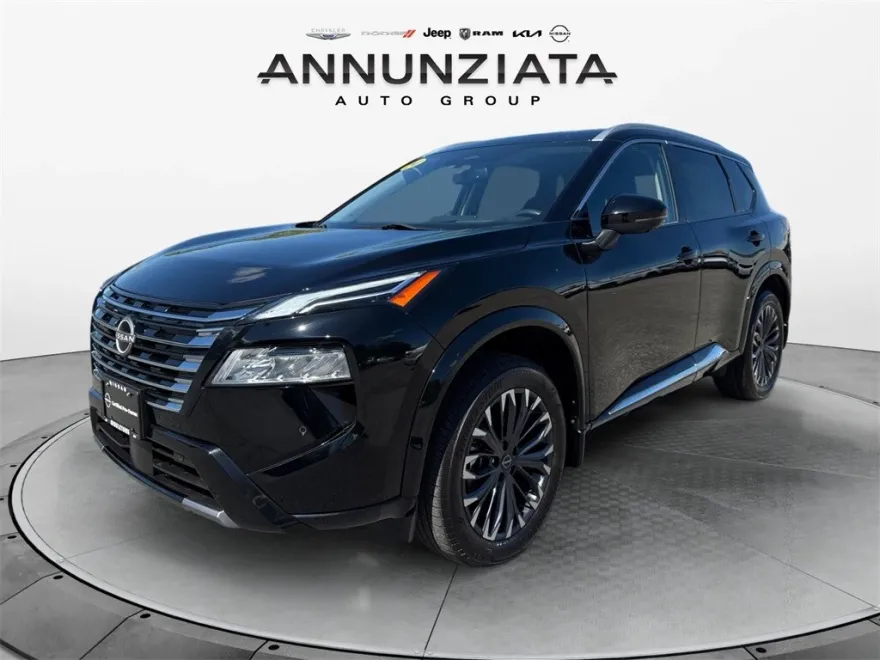 2024 Nissan Rogue Platinum photo 1