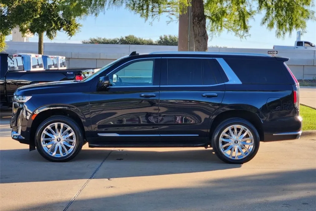2023 Cadillac Escalade Premium Luxury photo 1