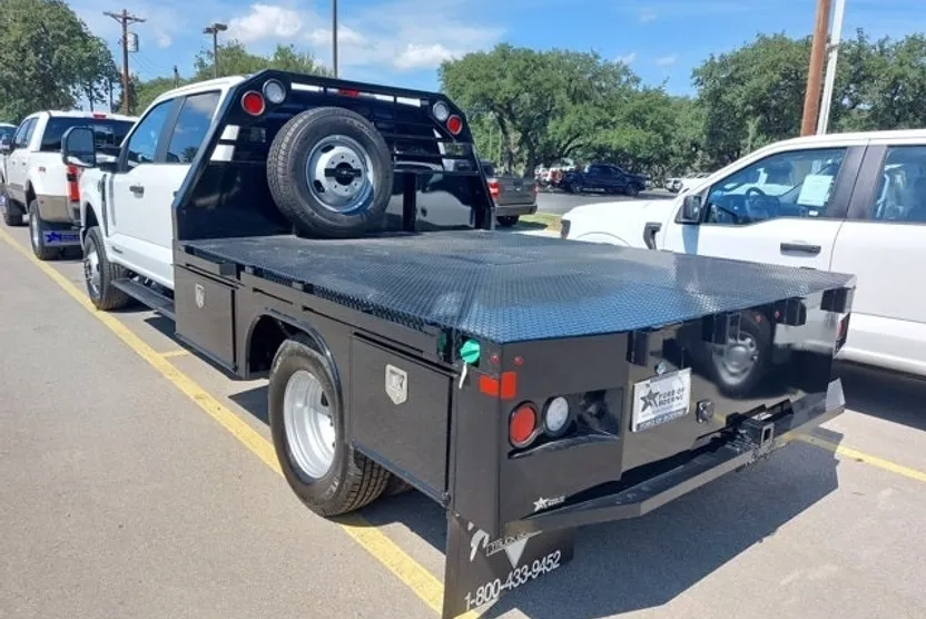 2026 Ford F-350 photo 1