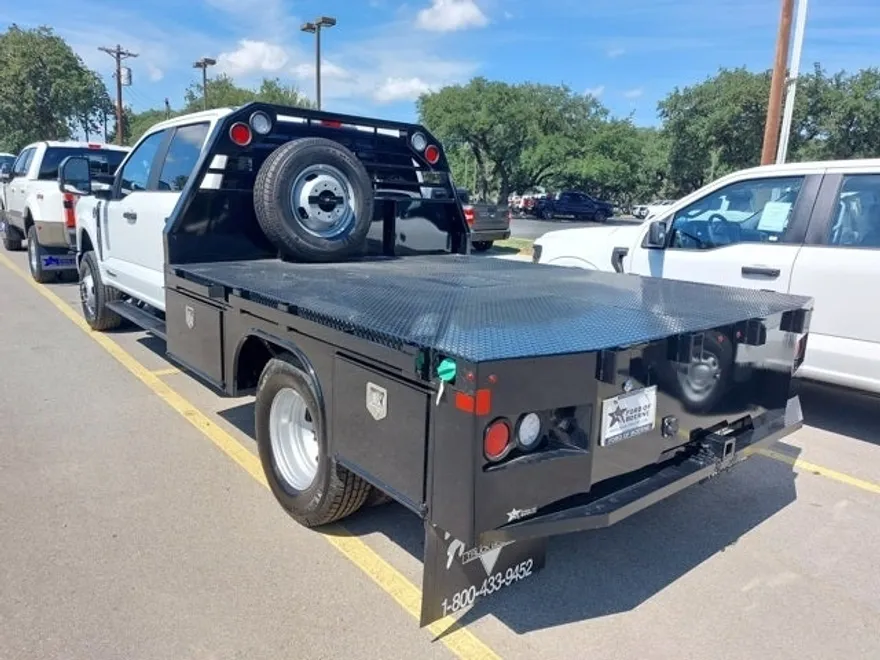 2026 Ford F-350 photo 1